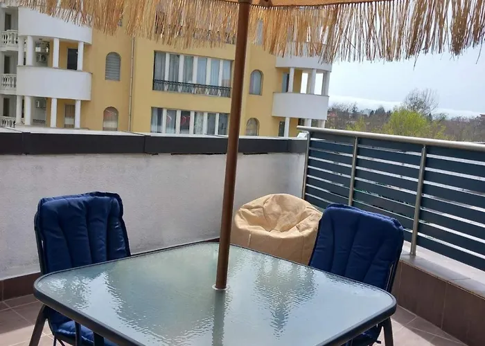 силви съни бийч плаза Apartman